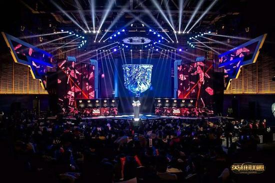 窗口即将迎 窗口即将迎