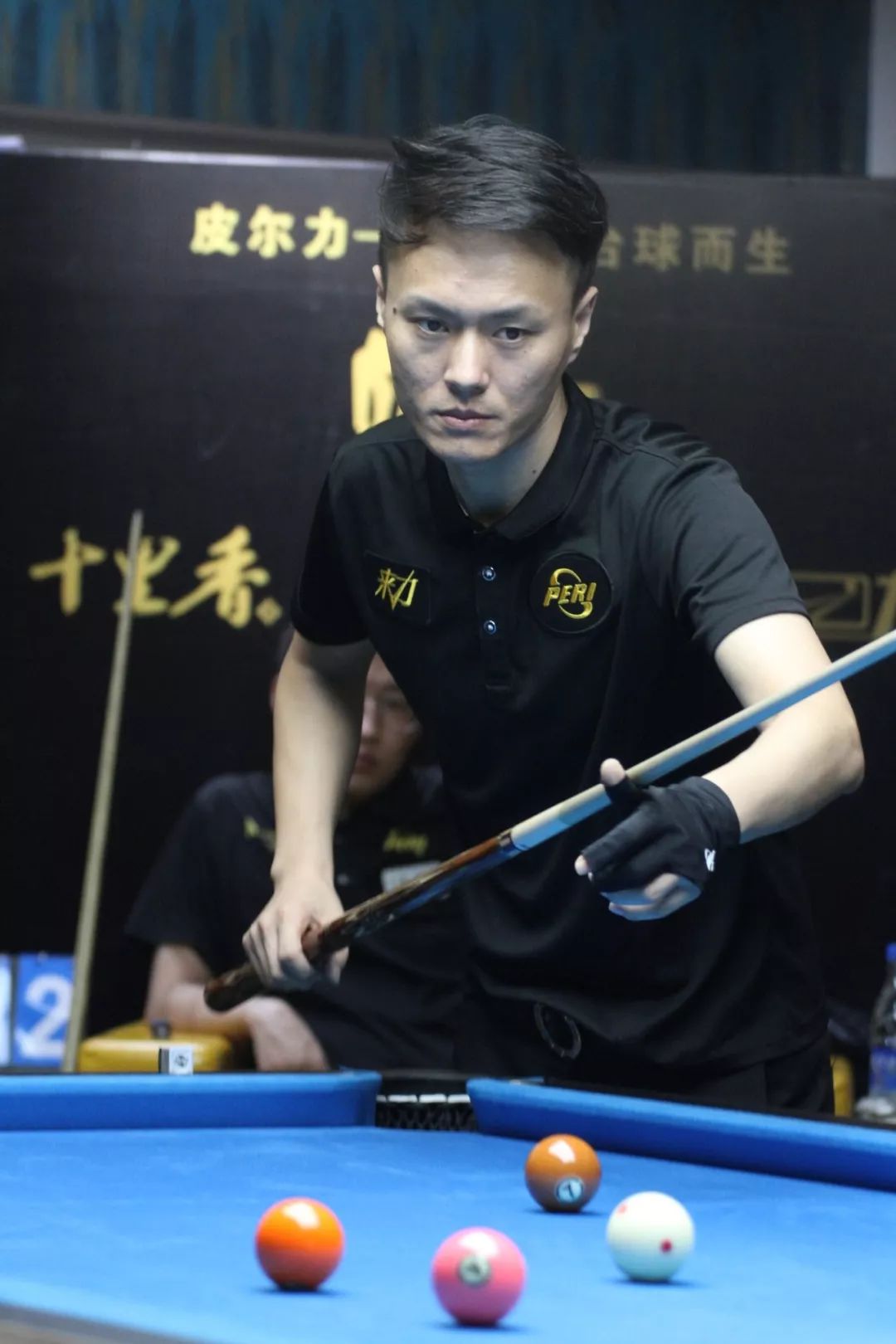 夺该项赛事 夺该项赛事